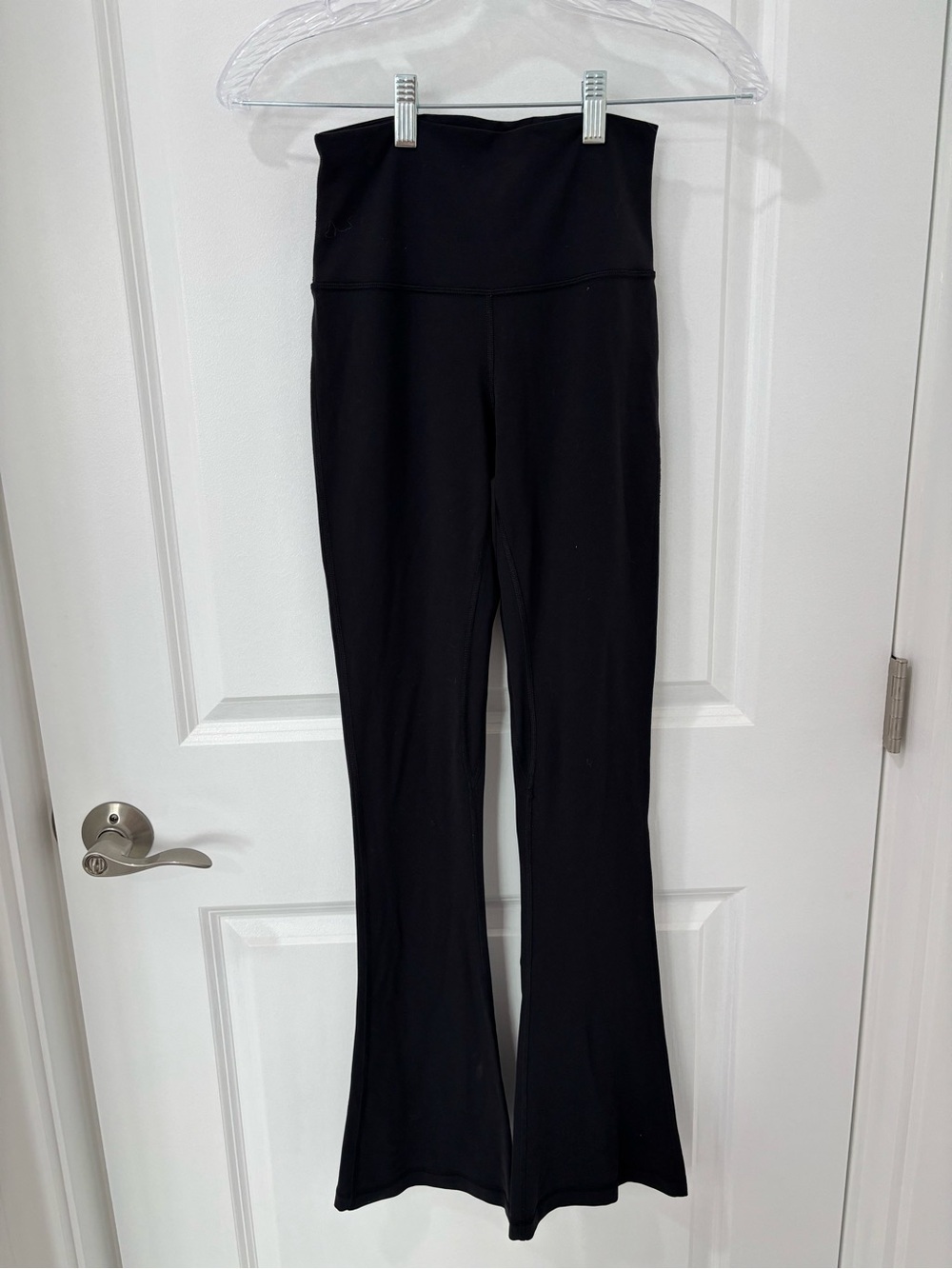 Lululemon High-Waist Black Flared Leggings EUC